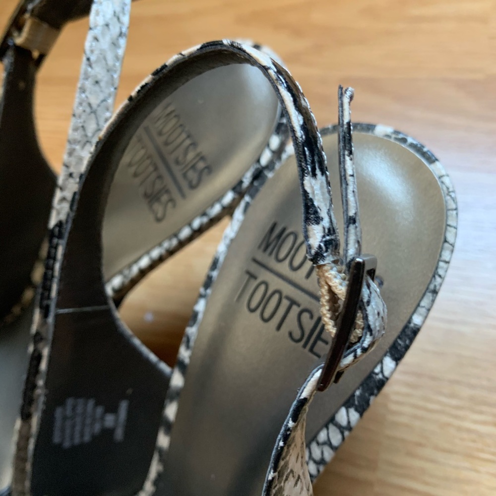 Super Cute Python Sling Back Open Toe Heel 8 - image 4